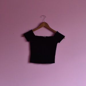 Black Crop Top 🖤